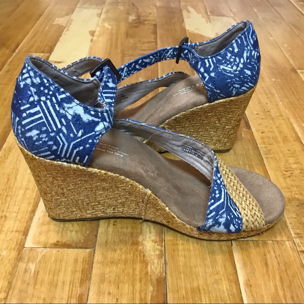 Toms Wedges